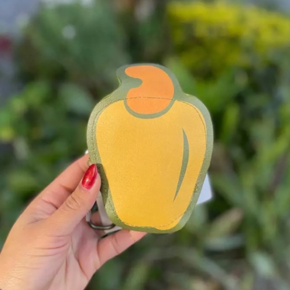 FARM Rio “Bolsinha Me Leva” Nylon Bag – NEW! - Picture 3 of 3